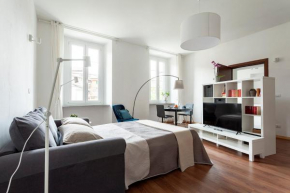 A central quiet sunny studio in Verbania